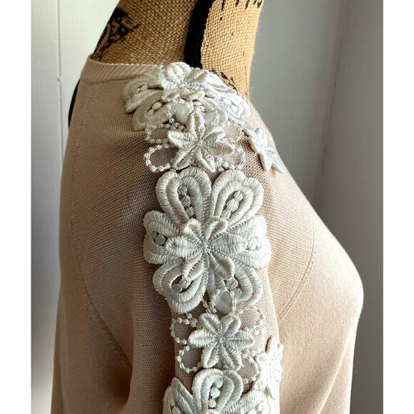 J.CREW Flower Sleeve Knitted Sweater Size S NWT, Retail $128 - Picture 4 of 9